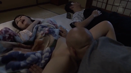 Bố ơi đừng chồng con tỉnh giờ